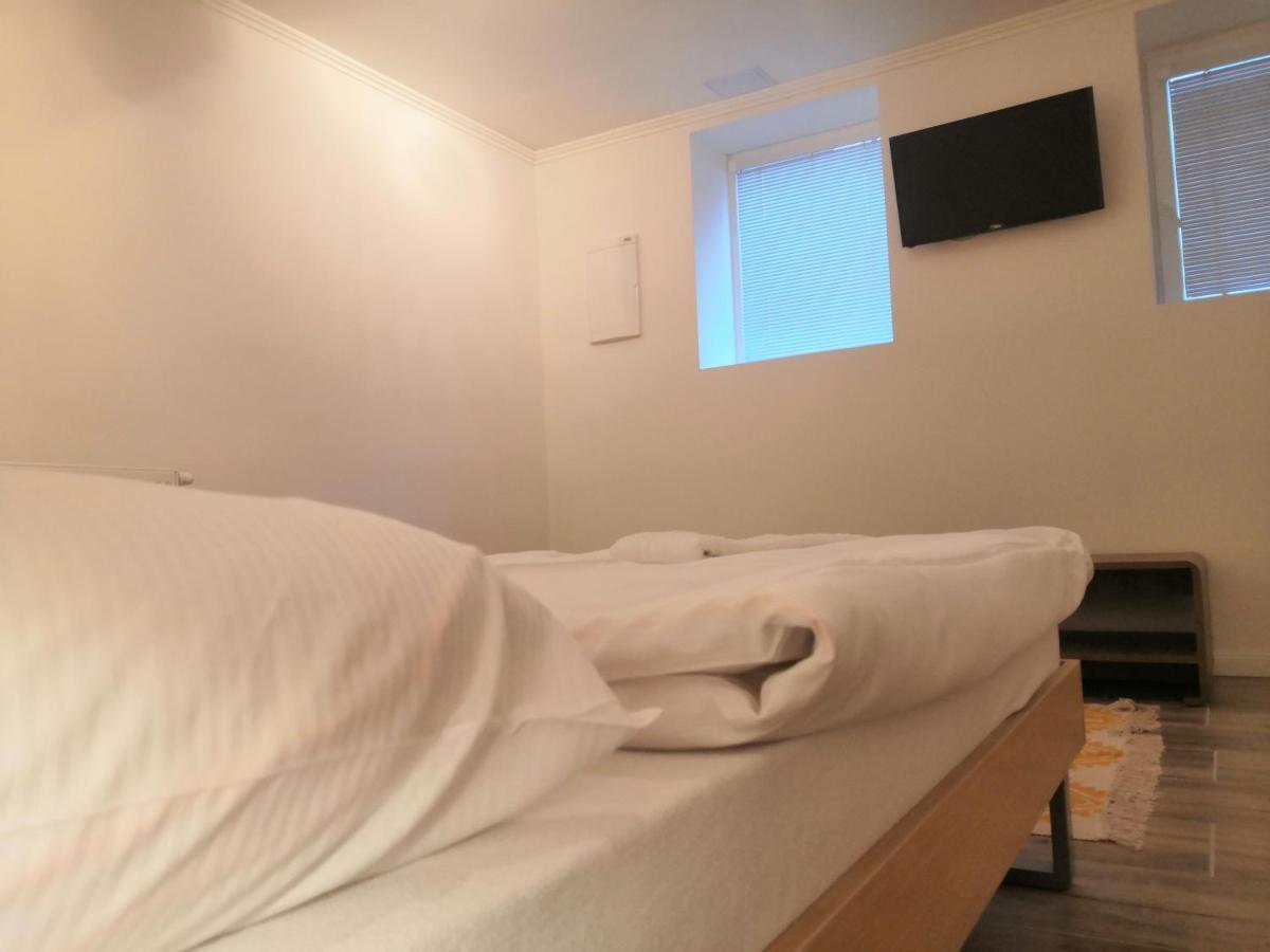 Vehlovice Apartments Mělník Esterno foto