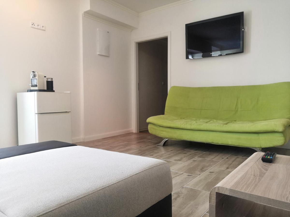 Vehlovice Apartments Mělník Esterno foto