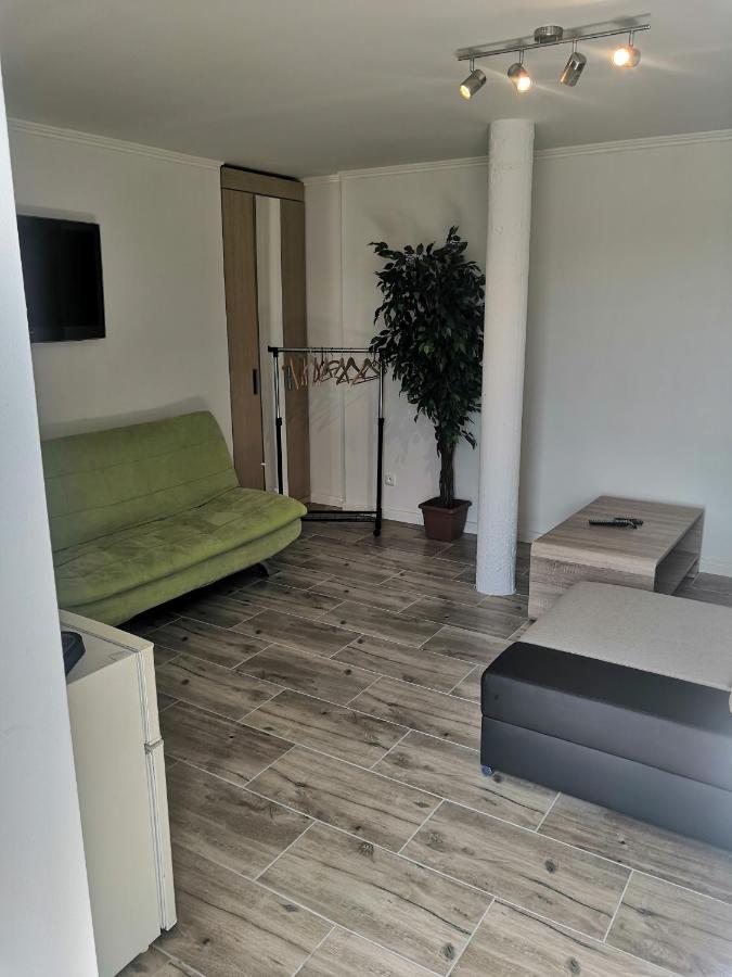 Vehlovice Apartments Mělník Esterno foto