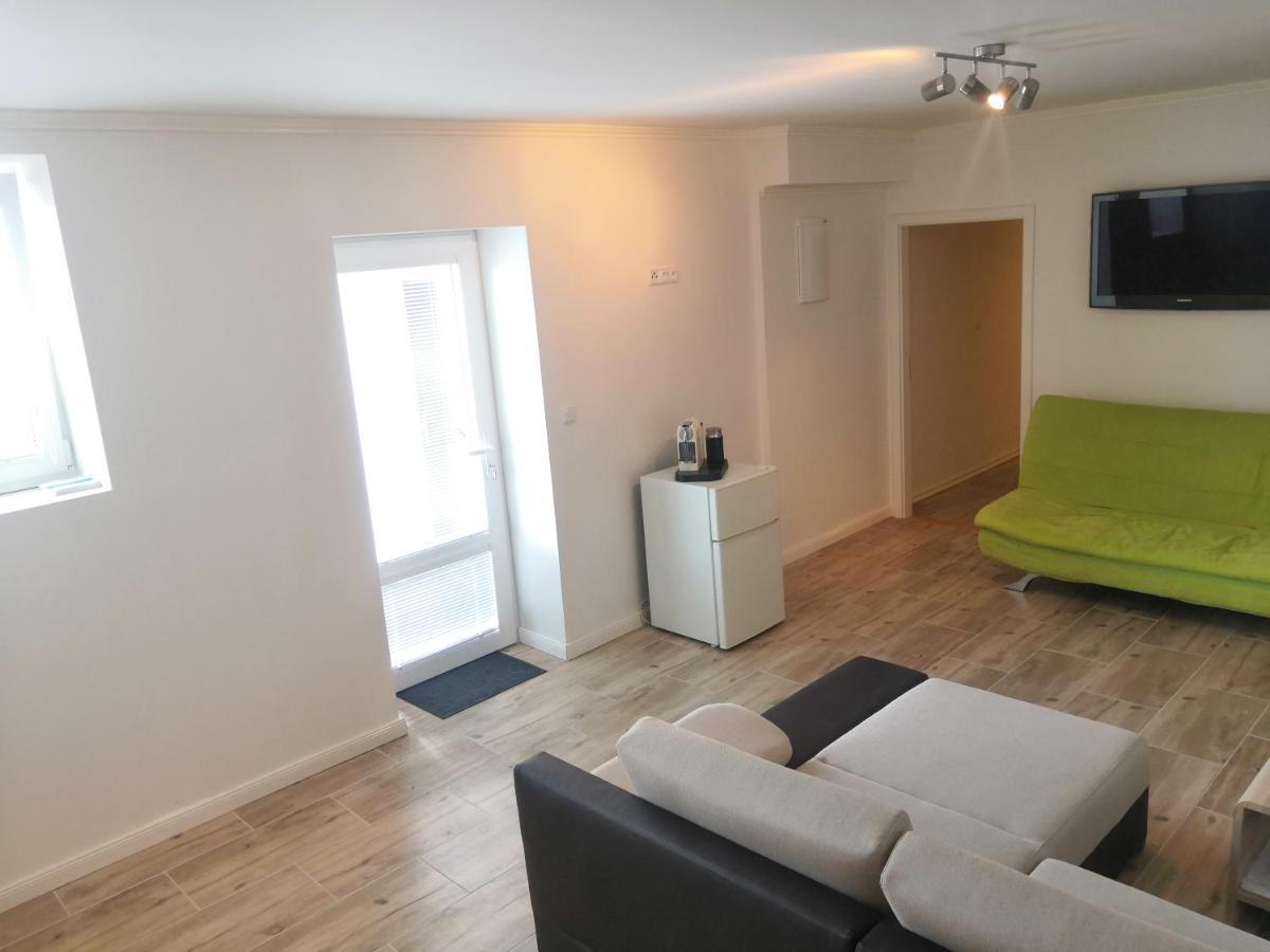 Vehlovice Apartments Mělník Esterno foto