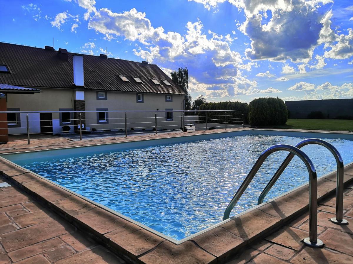Vehlovice Apartments Mělník Esterno foto